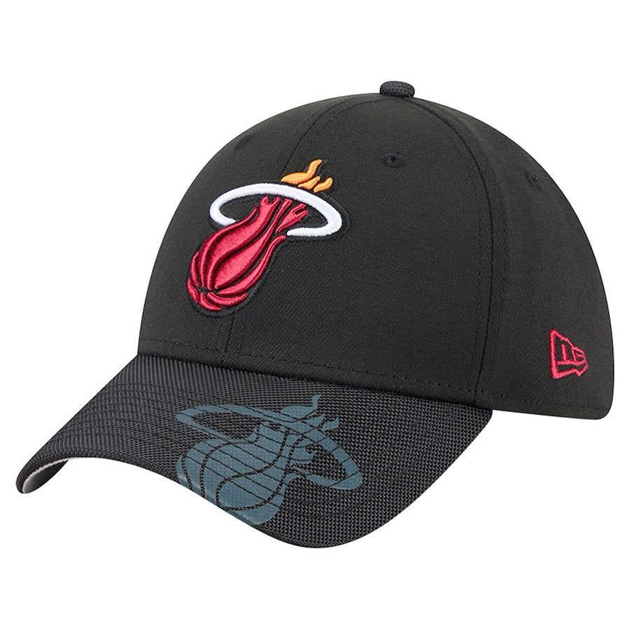 Miami Heat New Era 39THIRTY Visor Hit Stretch Fit Hat - Black